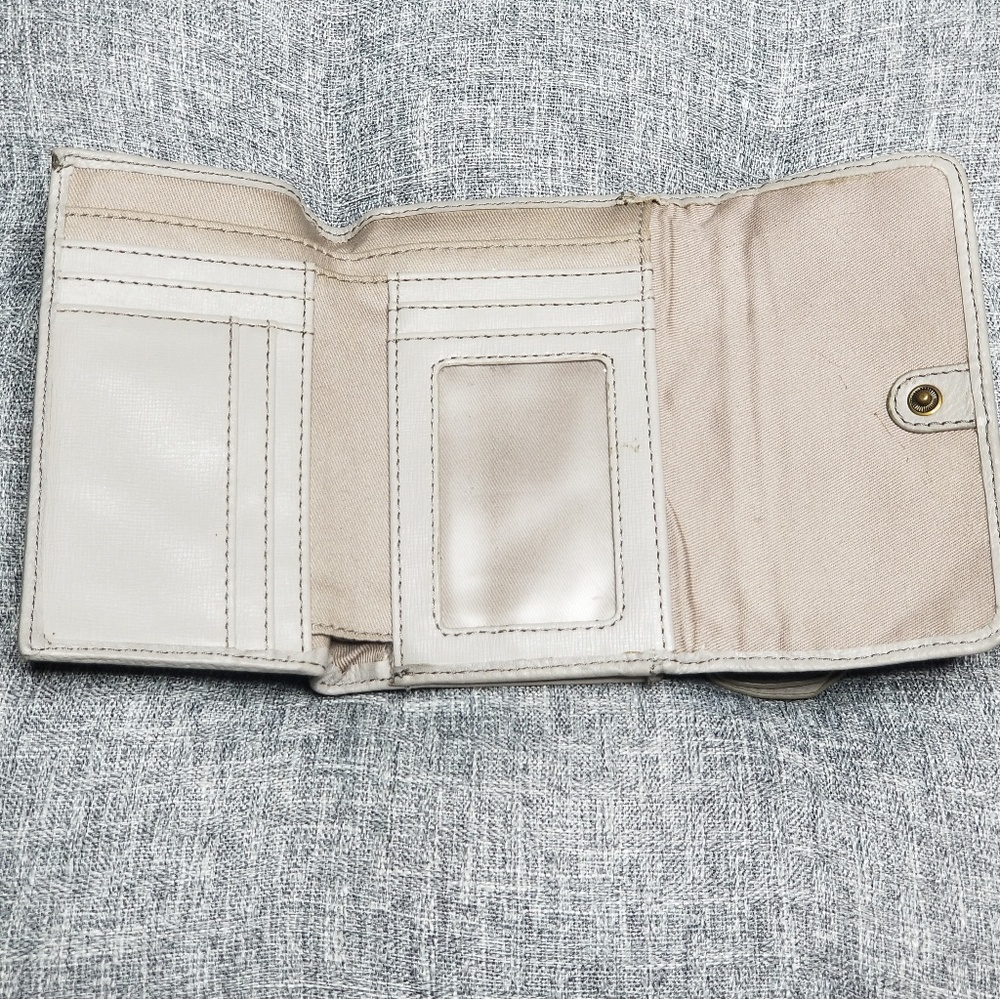 Fossil Wallet - Picture 6 of 6